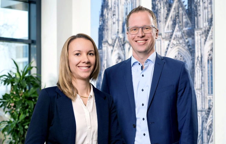 Julia Heine und Andreas Strick, Geschäftsführer von AdmiralDirekt