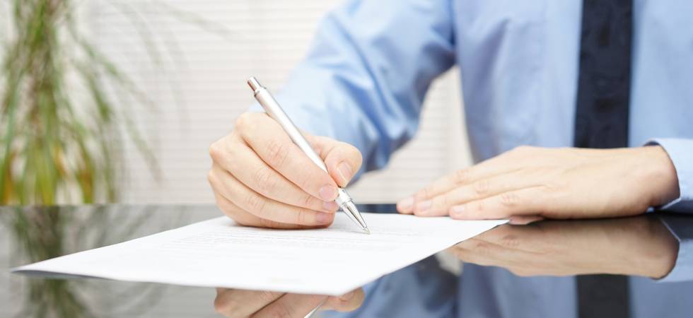 Befristete Arbeitsverträge können nicht mündlich geschlossen werden, sondern bedürfen der Schriftform.