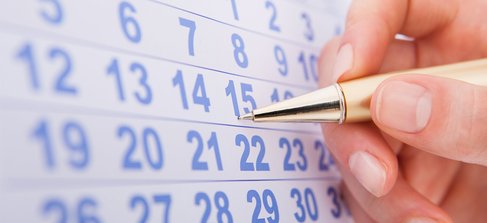 Arbeitnehmer können mit einer vier-wöchigen Frist zum 15. oder zum Ende eines Kalendermonats kündigen. 