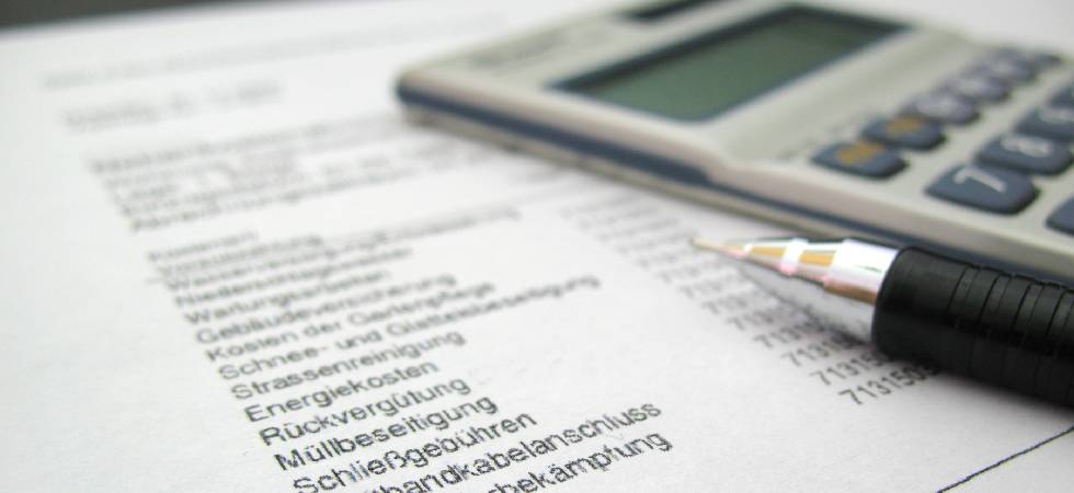 Wenn von Ihnen eine hohe Nachzahlung der Nebenkosten verlangt wird, sollten Sie diese genau prüfen.