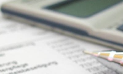 Wenn von Ihnen eine hohe Nachzahlung der Nebenkosten verlangt wird, sollten Sie diese genau prüfen.