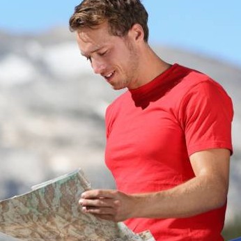 Weil nicht in allen Ländern das Kennzeichenabkommen gilt, müssen Autofahrer den Versicherungsschutz bei der Einreise vorzeigen.